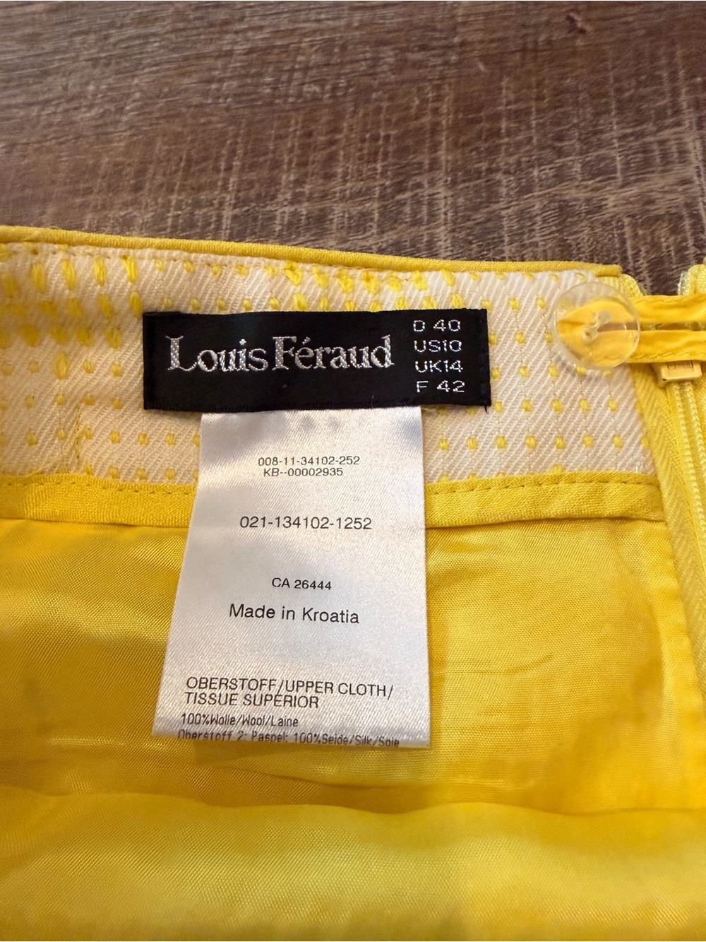 Louis Féraud Yellow Textured Wool Pencil Skirt Size US 10 vintage - Picture 4 of 7